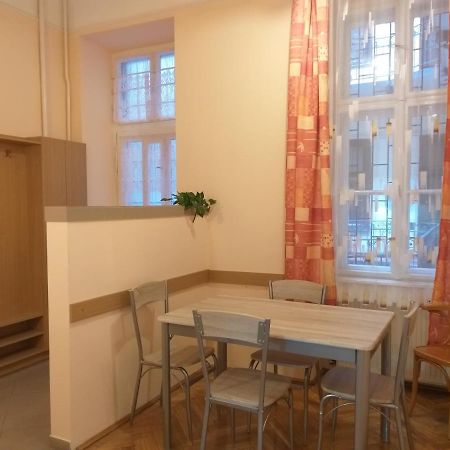 בודפשט Tempo Courtyard Apartman מראה חיצוני תמונה