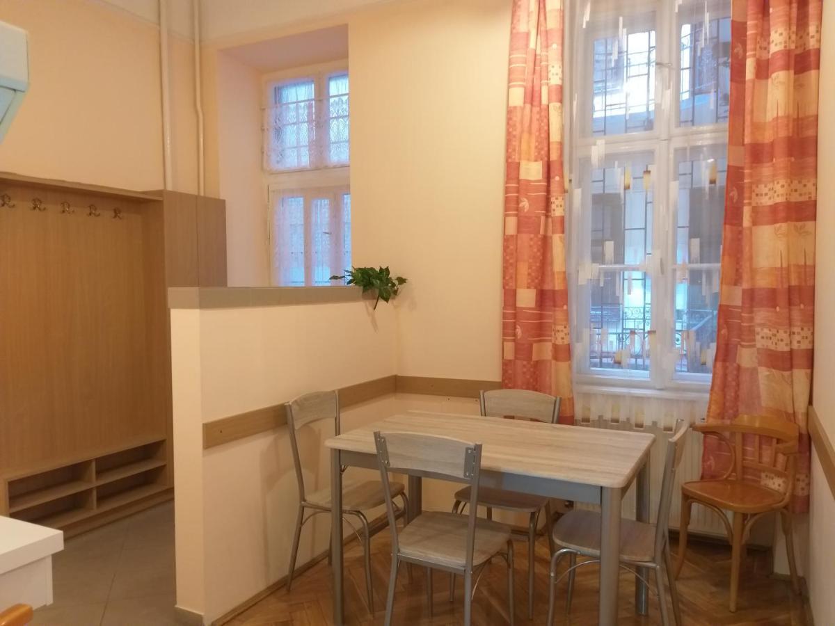בודפשט Tempo Courtyard Apartman מראה חיצוני תמונה